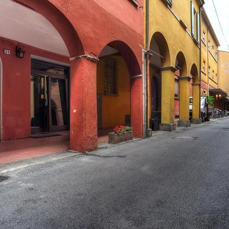 Bologna City Center Apartment By Wonderful Italy Ngoại thất bức ảnh